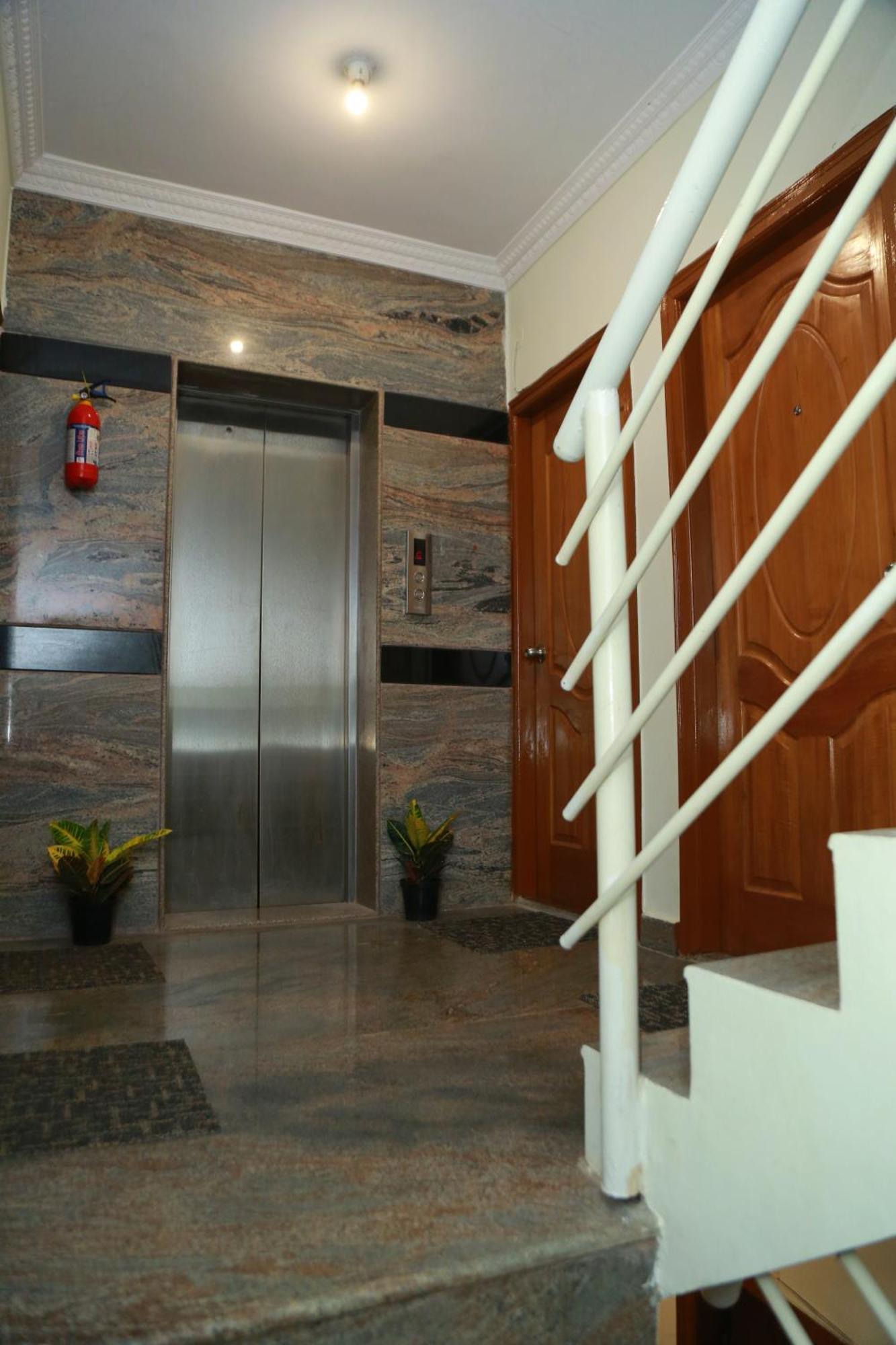 Mann Pasand Inn Feel The Luxury บังกาลอร์ ภายนอก รูปภาพ