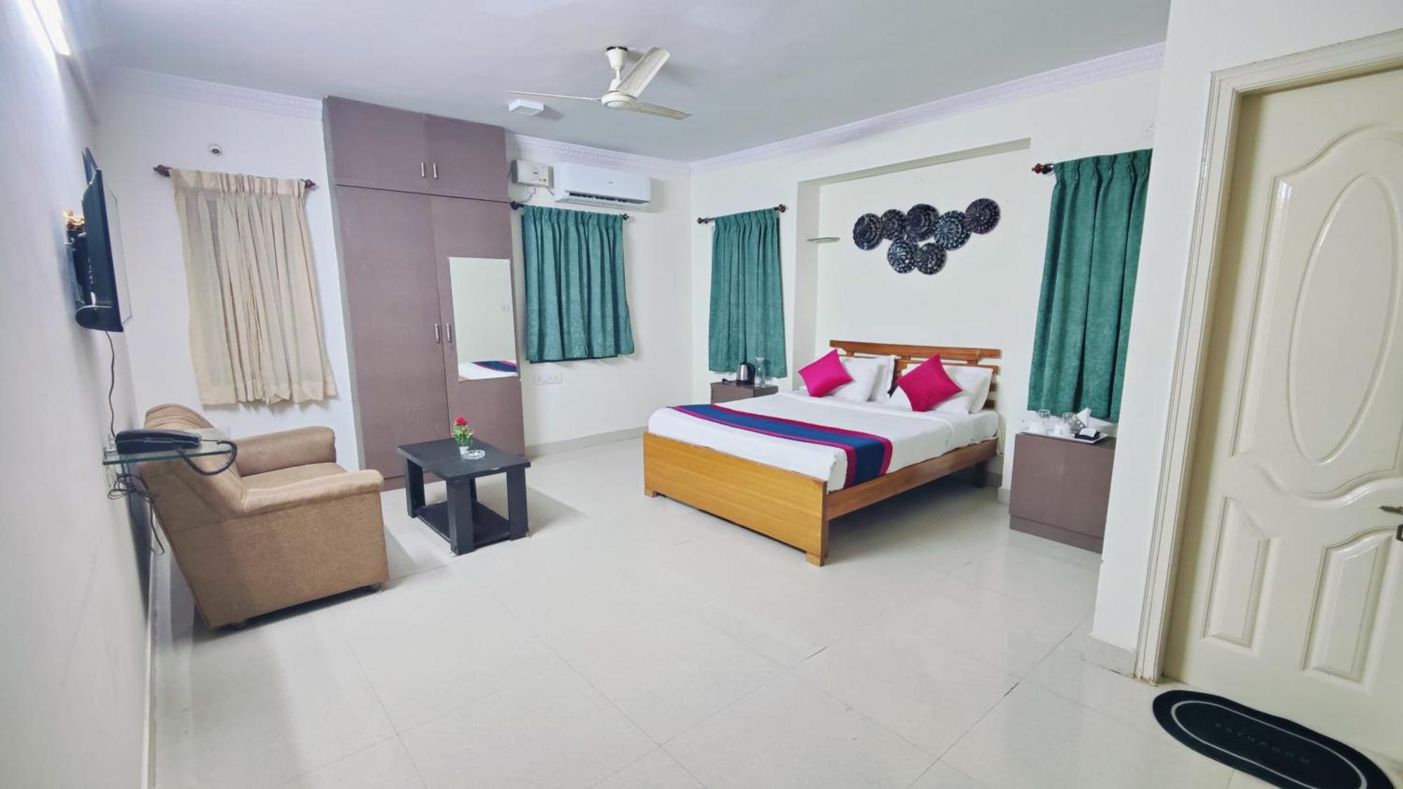 Mann Pasand Inn Feel The Luxury บังกาลอร์ ภายนอก รูปภาพ